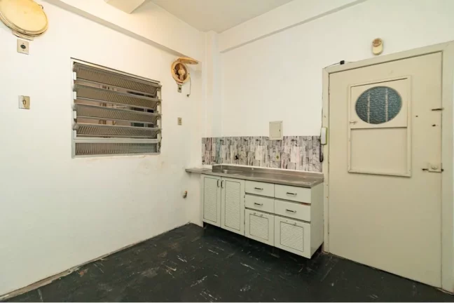 Imagem Apartamento à venda em Porto Alegre, Centro Histórico, com 2 quartos, 50m2