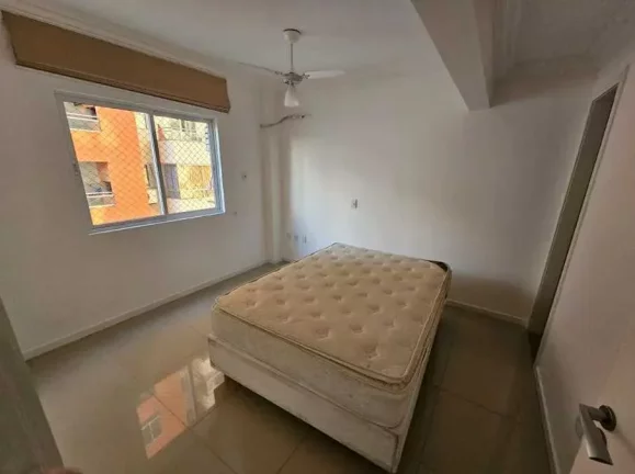 Imagem Apartamento quadra mar com 3 dormitórios sendo 1 suíte e 2 vagas de garagem Balneário Camboriú/SC