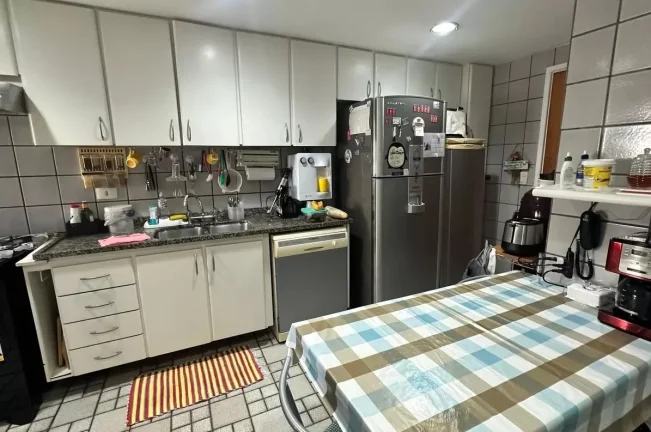 Imagem Apartamento para Venda em Rio de Janeiro, Barra da Tijuca, 4 dormitórios, 1 suíte, 3 banheiros, 2 vagas