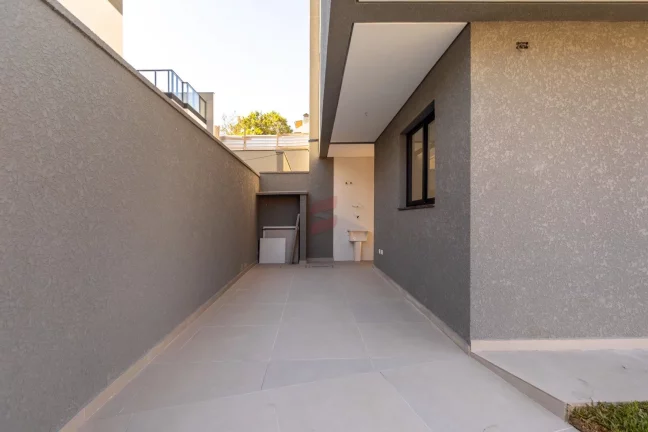 Imagem SOBRADO com 3 dormitórios à venda com 161.7m² por R$ 1.099.000,00 no bairro Pilarzinho - CURITIBA / PR