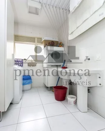 Imagem Apartamento em andar alto com vista espetacular para o Parque da Água Branca.