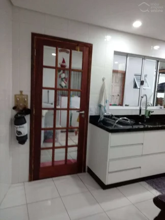Imagem Casa a venda com 200m2, 4 suítes e 3 vagas a venda na Vila Formosa, São Paulo