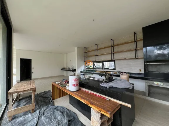 Imagem Casa com 4 dormitórios à venda, 260 m² por R$ 2.450.000,00 - Condomínio Gran Royalle - Lagoa Santa/MG