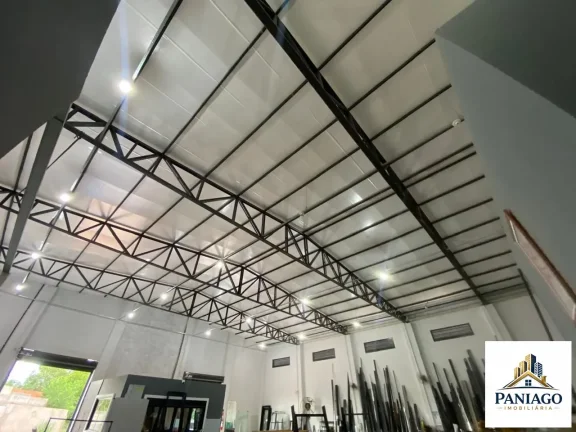 Imagem Barracão 430 m², pé direito alto, energia solar - Parque Geórgia, Cuiabá/MT