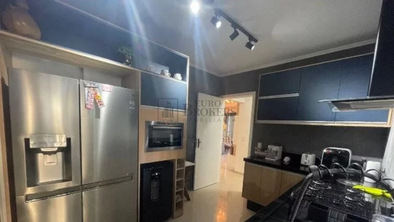 Imagem Apartamento com 3 dormitórios à venda no Centro de Balneário Camboriú/SC
