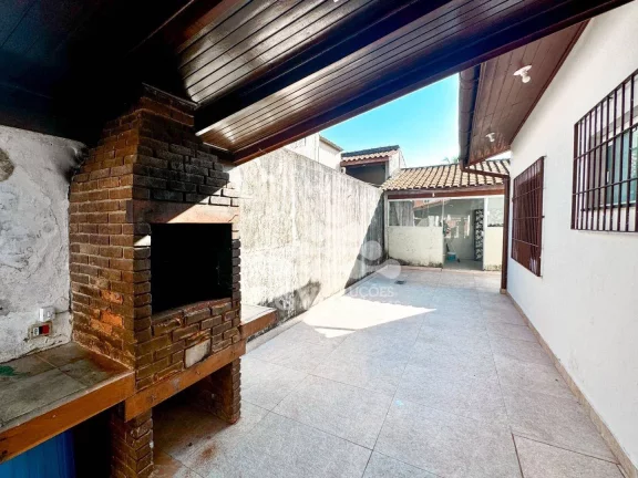Imagem Casa com 2 dormitórios à venda, por R$ 650.000 - Maranduba - Ubatuba/SP