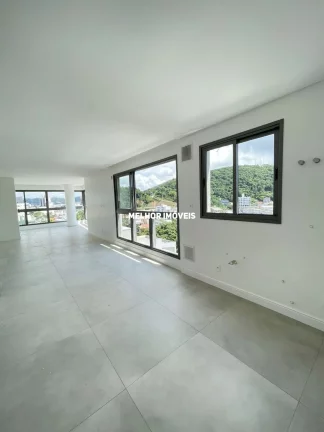 Imagem Apartamento á venda com 4 dormitórios localizado no centro de Balneário Camboriú
