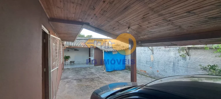 Imagem CASA COM 3 DORMITÓRIOS A 300M DO MAR