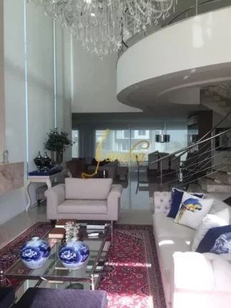 Imagem Casa condomínio com 05 suites e piscina aquecida