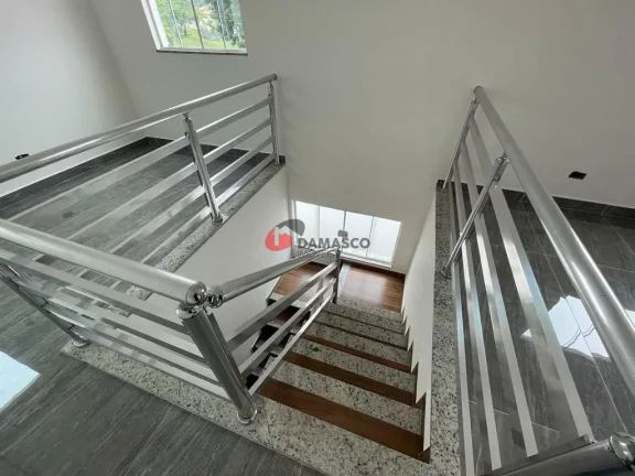 Imagem Sobrado à venda 3 Quartos, 3 Suites, 2 Vagas, 162M², Vila Curuçá, Santo André - SP