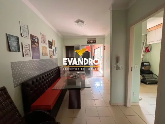 Casa em Condomínio para Venda no bairro Jardim Imperial