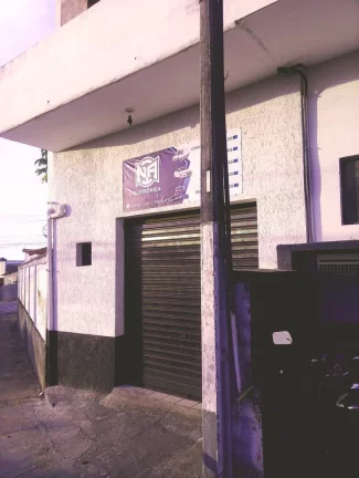 Imagem CASA COM 2 SALÕES COMERCIAIS