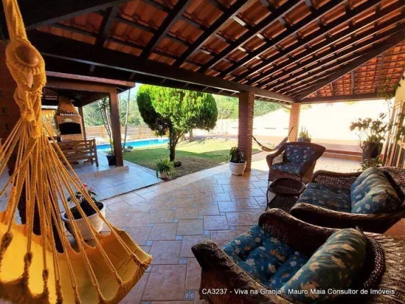 Imagem Casa à Venda com 3 quartos, 494 m² por R$ 1.470.000 Granja Viana