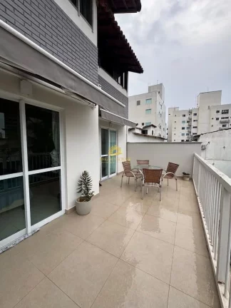 Imagem Casarão de Luxo na Enseada Azul: Seu Refúgio de Conforto a 150 Metros do Mar
Descubra o melhor de ...