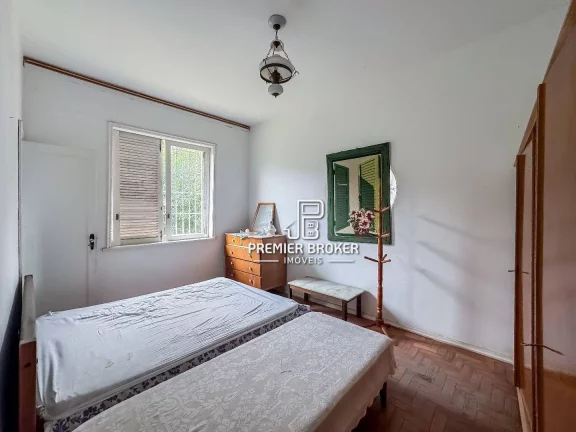 Imagem Casa à venda, 224 m² por R$ 790.000,00 - Araras - Teresópolis/RJ