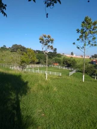 Imagem Chácara de Luxo para Locação em Sorocaba-SP, Jardim Josane: 3 Quartos, 1 Suíte, 3 Salas, 4 Banheiros, 10 Vagas, 920m².