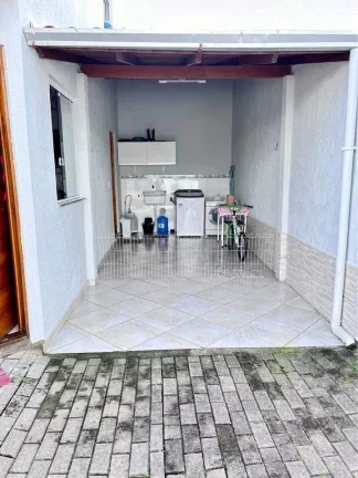 Imagem Sobrado em condomínio à venda em Viamão, Cecília, com 2 quartos, 72,00m²