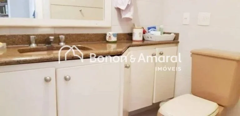 Imagem Apartamento com 3 quartos e 5 banheiros à venda, Cambuí

Lindo e excelente apartamento, reformado ...