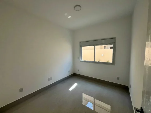 Imagem Casa com 3 dormitórios sendo 1 suíte e 1 vaga de garagem em Gov Celso Ramos/SC