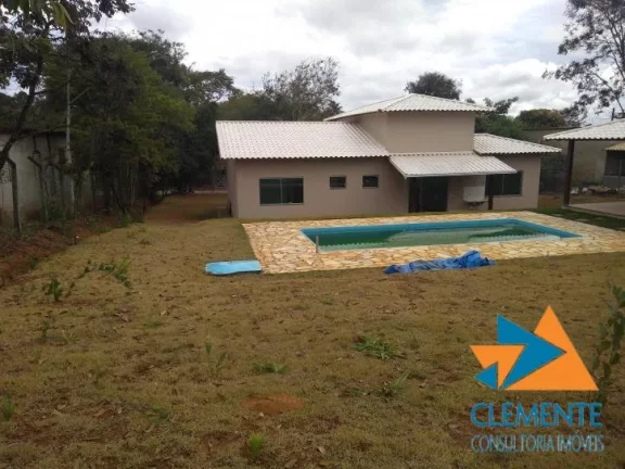 Imagem EXCELENTE CASA NOVA CONDOMINIO FECHADO VALE DO LUAR