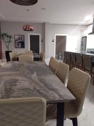 2 SUÍTES + 2 DEMI SUÍTES , 155,87MTS, 2 VAGAS - CAMPINAS / SJ-SC