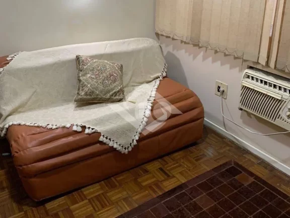 Imagem Apartamento de 3 Quartos para Venda em Copacabana com 90 m²
