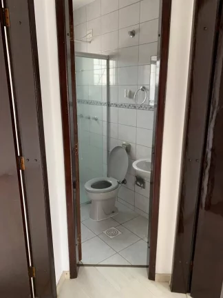 Imagem Sobrado no Boqueirão - Frente para Rua - R$530 mil