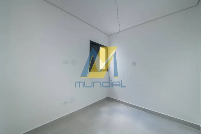 Imagem Casa Térrea com 3 Dormitórios, Suíte, Pé-Direito Duplo e Quintal Amplo