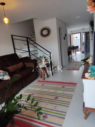 Imagem Casa Geminada com 2 quartos, Balneário Enseada - São Francisco do Sul