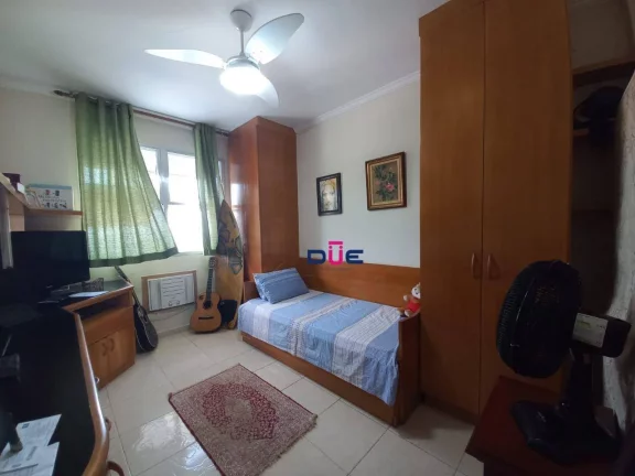 Imagem Apartamento 3 dormitórios com suíte e dependência, frente ao mar na Ponta da Praia