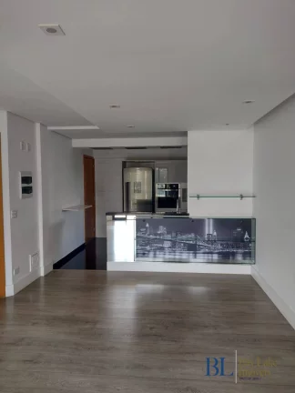 Imagem Apartamento Desocupado À Venda Na Mooca - 3 Dorms - Sacada Gourmet!!