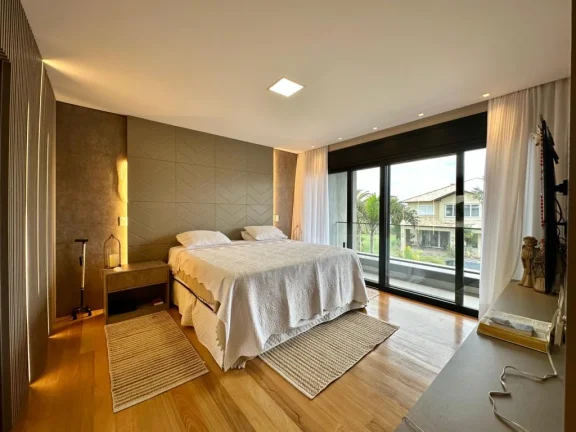 Imagem Casa em Condominio 5 Dormitórios - Bairro xangri-la