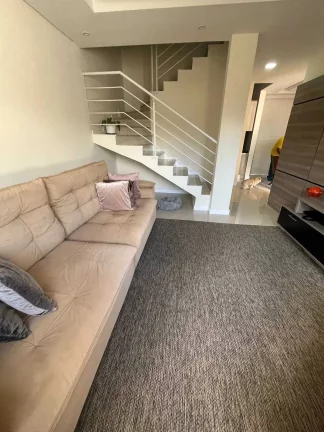 Imagem Geminado mobiliado com 3 dormitórios sendo 1 suíte e 2 vagas - Vila Nova | Joinville/SC