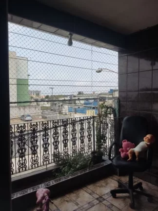 Imagem Sobrado à venda, 300 m² por R$ 650.000,00 - Vila Figueira - Suzano/SP