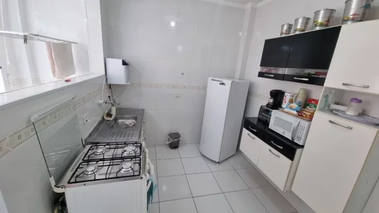 Imagem Apartamento com 2 dormitórios à venda, 65 m² por R$ 320.000,00 - Astúrias - Guarujá/SP