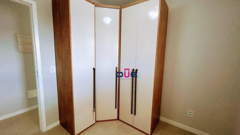Imagem Apartamento com 3 dormitórios à venda, 92 m² por R$ 840.000,00 - Ponta da Praia - Santos/SP