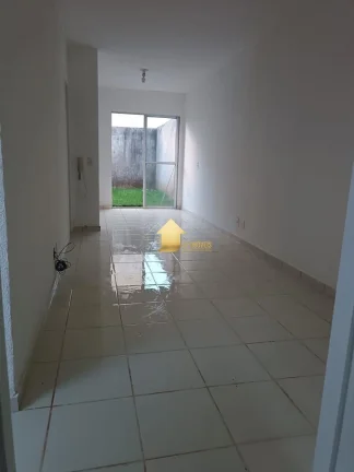 Imagem Casa 2 Quartos Condomínio Rio jangada Jardim imperial