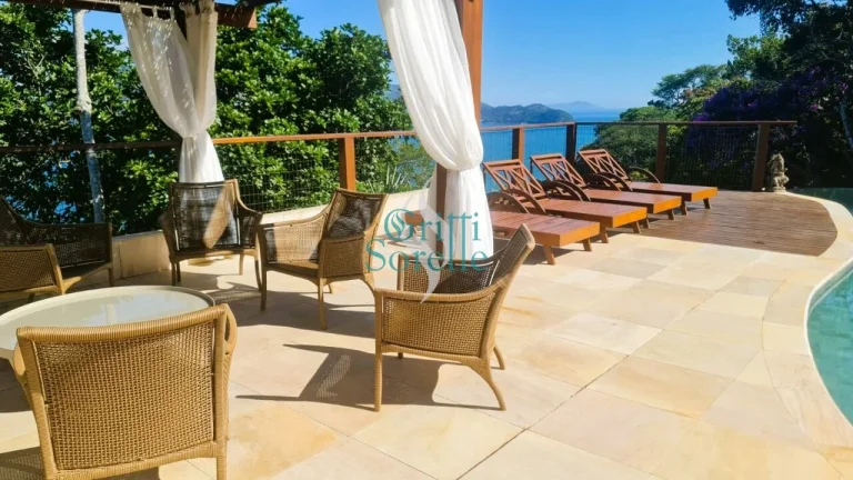 Imagem Casa de Condomínio à Venda nas Toninhas - Ubatuba/SP.