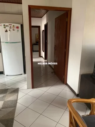 Imagem Casa Mobiliada e Equipada à Venda com 08 Dormitórios sendo 02 Suítes Localizada no Bairro das Nações em Balneário Camboriú - SC