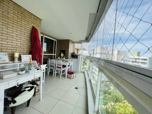 Imagem Encantador Apartamento Decorado com Vista para Clube Compartilhado no Mod.2