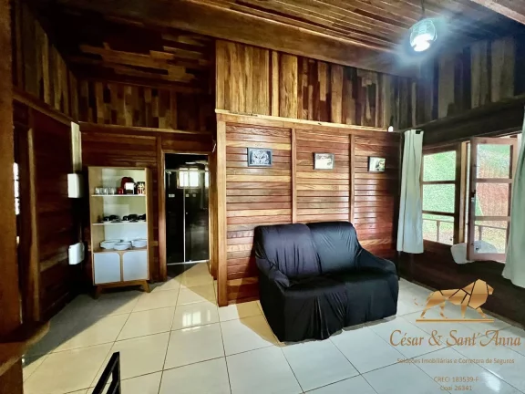 Imagem Casa charmosa a venda em Campos do Jordão