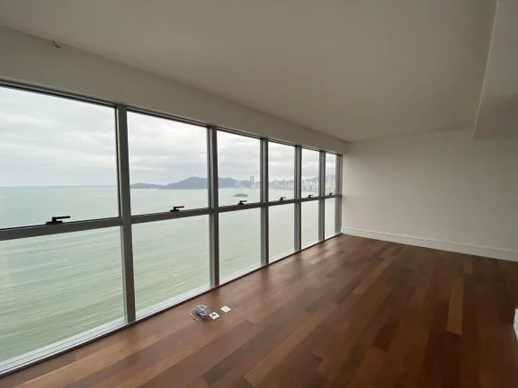 Imagem Frente ao Mar para Venda em Balneário Camboriú / SC no bairro Centro