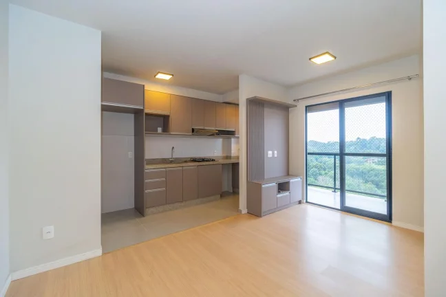 Imagem Apartamento de 2 quartos no bairro Campo Comprido