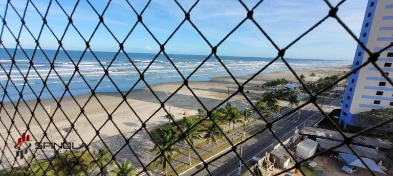 Imagem Apartamento com 2 dormitórios à venda, 76 m² por R$ 550.000,00 - Maracanã - Praia Grande/SP