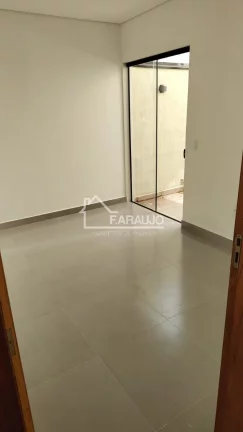 Imagem Casa à venda em Jardim Itanguá com 70m² 2 quartos, 2 vagas
