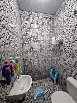 Imagem CASA NO CONJUNTO RESIDENCIAL FLORES - FLORES - MANAUS