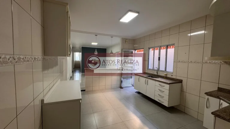 Imagem Sobrado à venda em Jordonópolis, São Paulo | 3 dorms