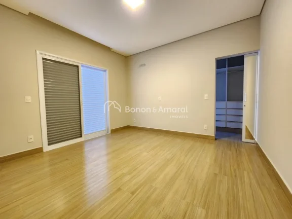 Imagem Casa térrea no condomínio no Condomínio Royal Garden, de 3 suítes à venda, Parque Brasil 500 - ...