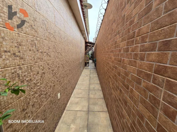 Imagem Casa com 3 dormitórios à venda, 213 m² por R$ 850.000,00 - Califórnia - Nova Iguaçu/RJ