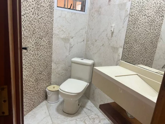 Imagem Sobrado com 3 dormitórios à venda, 170 m² por R$ 750.000,00 - Centro - Ferraz de Vasconcelos/SP